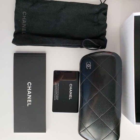 Chanel Sunglasses - Picture 6 of 7